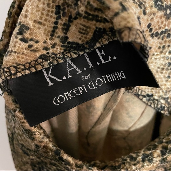 Vintage Metallic Gold Snakeskin Velvet Skirt Sz S - Picture 6 of 8